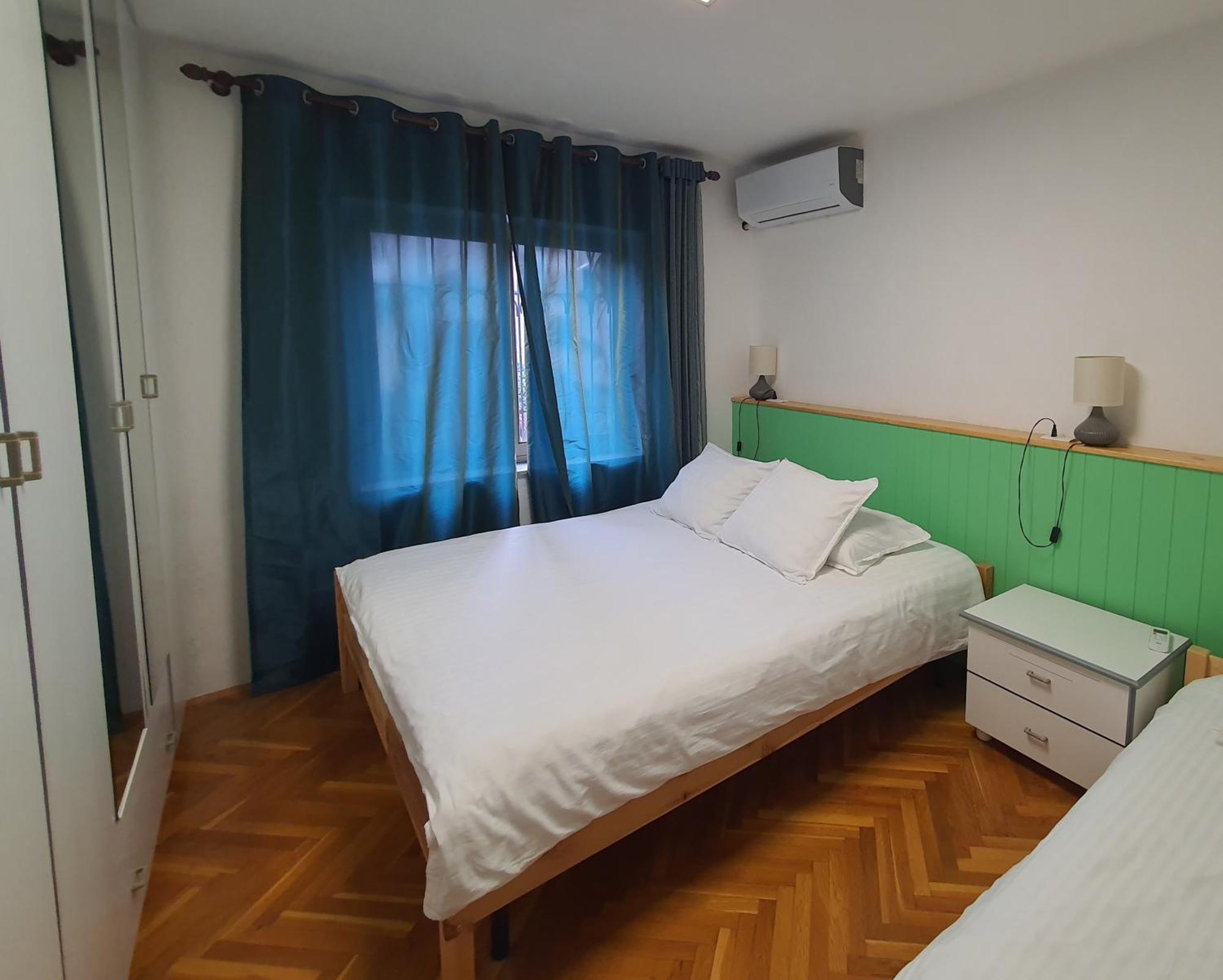 Central Home Away From Home Shkoder Exterior photo