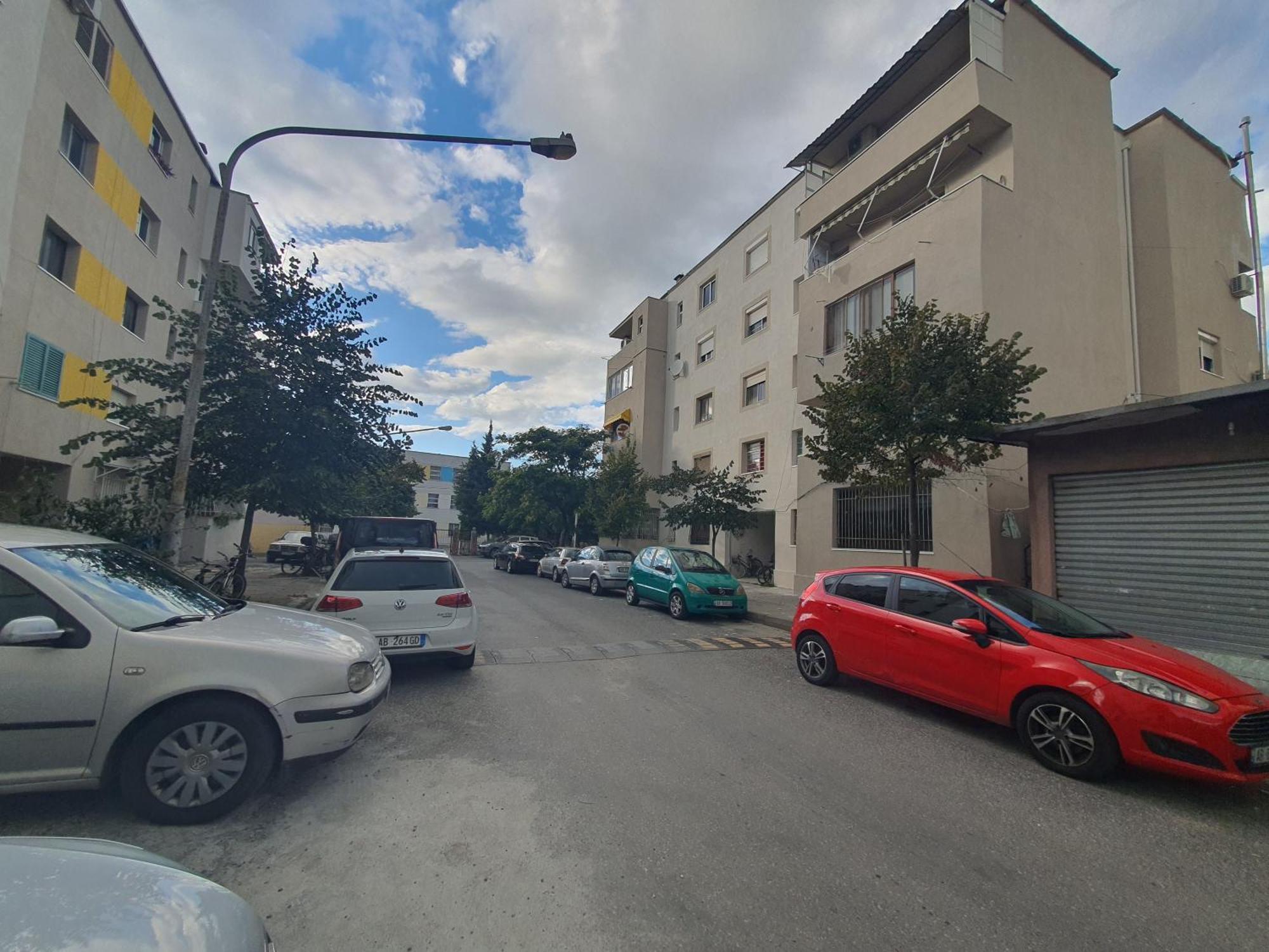 Central Home Away From Home Shkoder Exterior photo